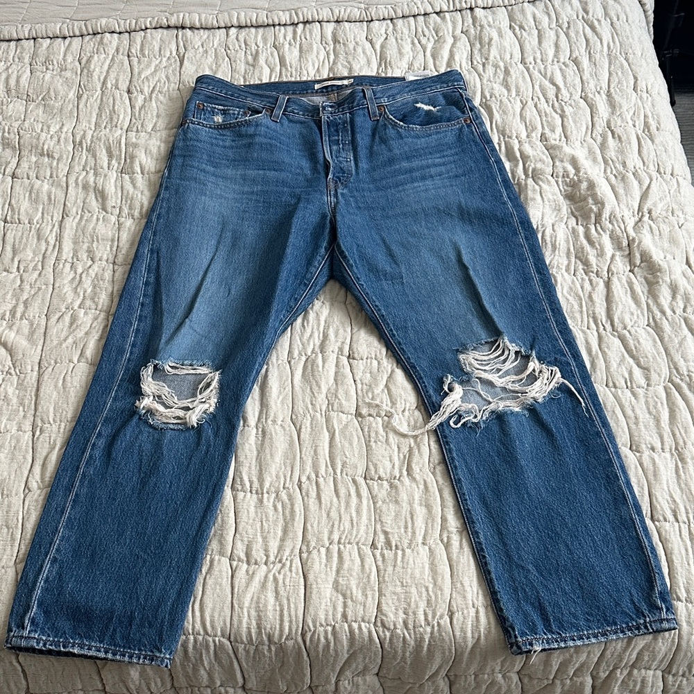 Levis Wedgie Jeans 32